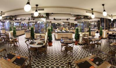 Imagine pentru Hotel Elegance 5*  valabile pentru Litoral 2025
