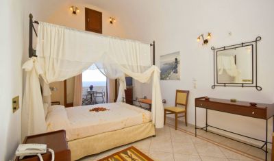 Imagine pentru Hotel Epavlis  4* valabile pentru Litoral 2025