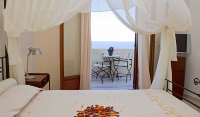 Imagine pentru Hotel Epavlis  4* valabile pentru Litoral 2025