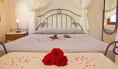 Imagine pentru Hotel Epavlis  4* valabile pentru Litoral 2025