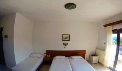 Imagine pentru Hotel Ermioni 3* valabile pentru Litoral 2025