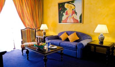 Imagine pentru Hotel Europe Villa Cortes 5* valabile pentru Litoral 2025