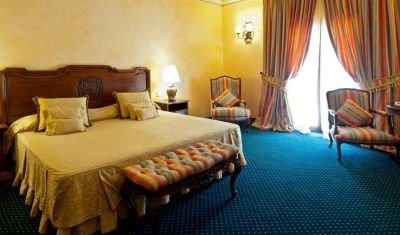 Imagine pentru Hotel Europe Villa Cortes 5* valabile pentru Litoral 2025