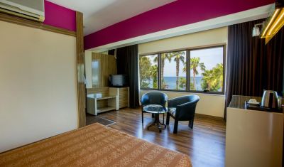 Imagine pentru Hotel Fame Beach 4* valabile pentru Litoral 2025