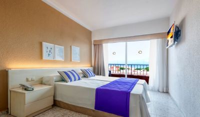 Imagine pentru Hotel Fergus Geminis 3*  valabile pentru Litoral 2025