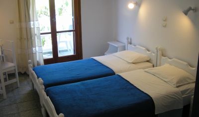 Imagine pentru Hotel Finikas 2*  valabile pentru Litoral 2025