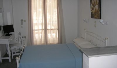 Imagine pentru Hotel Finikas 2*  valabile pentru Litoral 2025