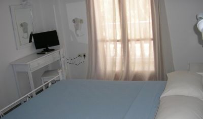 Imagine pentru Hotel Finikas 2*  valabile pentru Litoral 2025