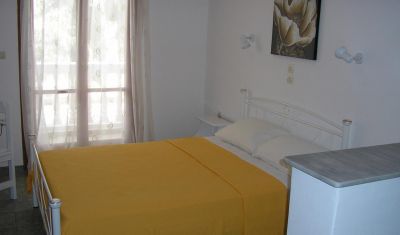 Imagine pentru Hotel Finikas 2*  valabile pentru Litoral 2025