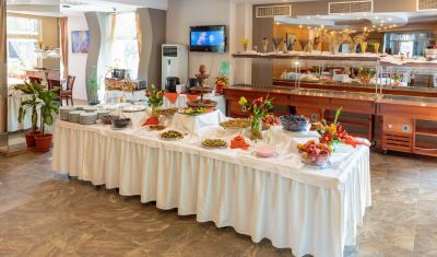 Imagine pentru Hotel Flagman 3* valabile pentru Litoral 2025