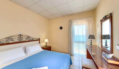 Imagine pentru Hotel Flamingo Beach 3* valabile pentru Litoral 2025