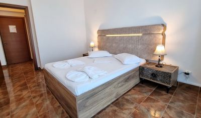Imagine pentru Hotel Florida 3* valabile pentru Litoral 2025
