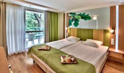 Imagine pentru Hotel Forest Beach 4* valabile pentru Litoral 2025