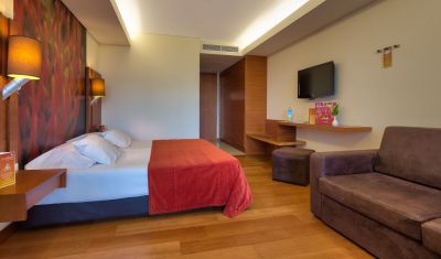 Imagine pentru Hotel Four Views Baia 4*  valabile pentru Litoral 2025