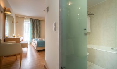 Imagine pentru Hotel Galaxy Beach Resort 5* valabile pentru Litoral 2025