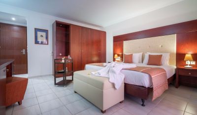 Imagine pentru Hotel Galaxy Beach Resort 5* valabile pentru Litoral 2025