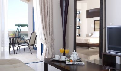 Imagine pentru Hotel Galini Sea View 5*  valabile pentru Litoral 2025