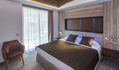 Imagine pentru Hotel GHT Neptuno 3* valabile pentru Litoral 2025