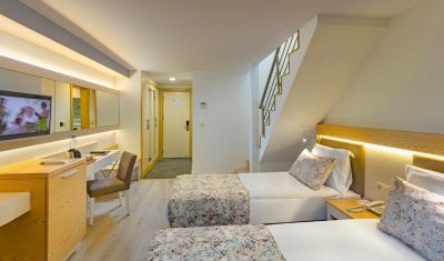 Imagine pentru Hotel Glamour Resort & Spa 5* valabile pentru Litoral 2025