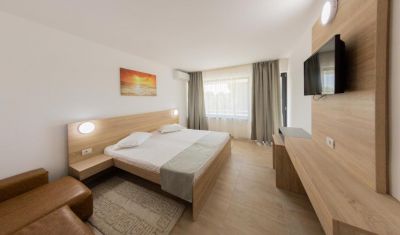 Imagine pentru Hotel Gloria 2* valabile pentru Litoral 2025