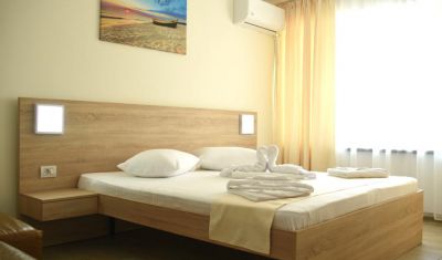 Imagine pentru Hotel Gloria 2* valabile pentru Litoral 2025