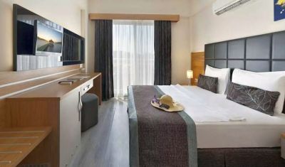 Imagine pentru Hotel Golden Age Yalikavak Bodrum 4*  valabile pentru Litoral 2025