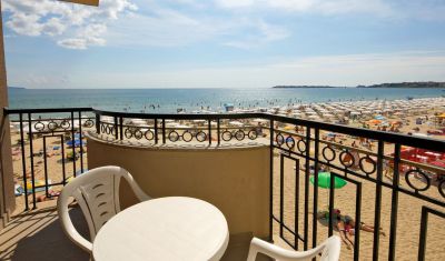Imagine pentru Hotel Golden Ina 4* valabile pentru Litoral 2025