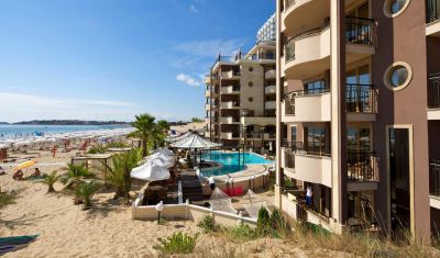 Imagine pentru Hotel Golden Ina 4* valabile pentru Litoral 2025