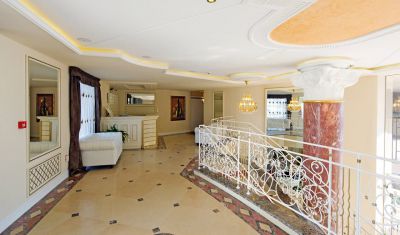 Imagine pentru Hotel Golden Ina 4* valabile pentru Litoral 2025