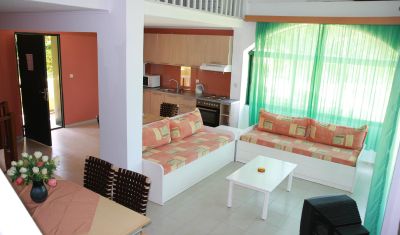 Imagine pentru Hotel Govino Bay 3* valabile pentru Litoral 2025