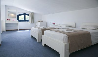 Imagine pentru Hotel Govino Bay 3* valabile pentru Litoral 2025