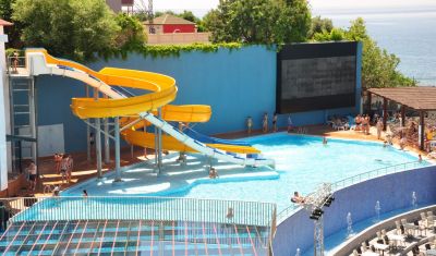 Imagine pentru Hotel Granada Luxury Okurcalar 5*  valabile pentru Litoral 2025