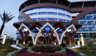 Imagine pentru Hotel Granada Luxury Okurcalar 5*  valabile pentru Litoral 2025