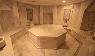 Imagine pentru Hotel Grand Ozcelik 4* valabile pentru Litoral 2025