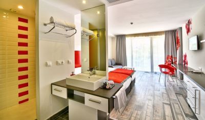 Imagine pentru Hotel Grifid Foresta 3*(Adults Only) valabile pentru Litoral 2025