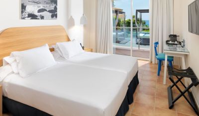 Imagine pentru Hotel H10 Blue Mar Boutique 4* (Adults Only) valabile pentru Litoral 2025