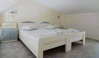 Imagine pentru Hotel Hanioti Grand Victoria 3* valabile pentru Litoral 2025