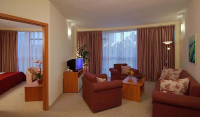 Imagine pentru Hotel Helios Spa 4* valabile pentru Litoral 2025