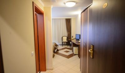 Imagine pentru Hotel Holiday Olimp 3* valabile pentru Litoral 2025