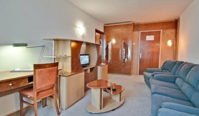 Imagine pentru Hotel Hora 3* valabile pentru Litoral 2025