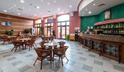 Imagine pentru Hotel Hrizantema & Casino 4*  valabile pentru Litoral 2025