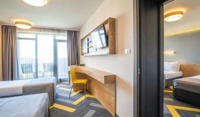 Imagine pentru Hotel HVD Club Bor 4*  valabile pentru Litoral 2025