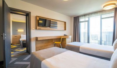 Imagine pentru Hotel HVD Club Bor 4*  valabile pentru Litoral 2025