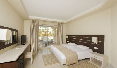 Imagine pentru Hotel Iberostar Waves Averroes 4* valabile pentru Litoral 2025