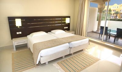 Imagine pentru Hotel Iberostar Waves Averroes 4* valabile pentru Litoral 2025