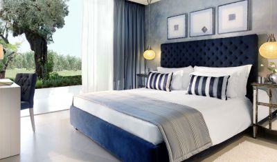Imagine pentru Hotel Ikos Olivia 5* valabile pentru Litoral 2025