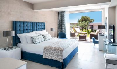 Imagine pentru Hotel Ikos Olivia 5* valabile pentru Litoral 2025