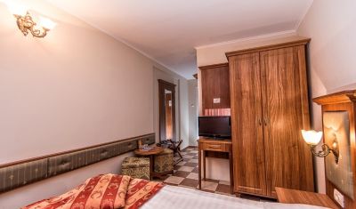 Imagine pentru Hotel Iris Mimoza 3* valabile pentru Litoral 2025