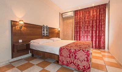 Imagine pentru Hotel Iris Mimoza 3* valabile pentru Litoral 2025