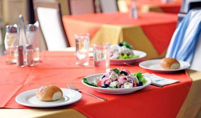 Imagine pentru Hotel Iskar 3* valabile pentru Litoral 2025